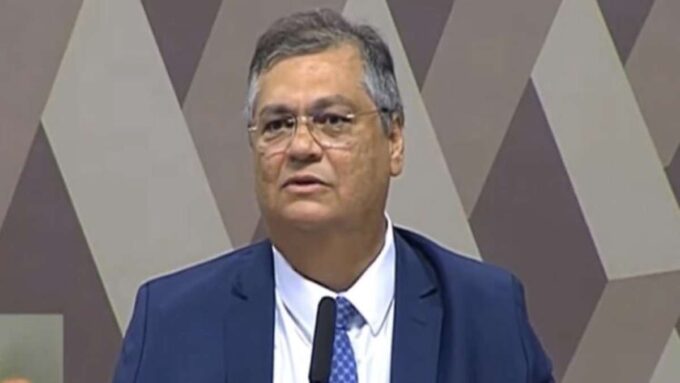 Ministro Flávio Dino do STF, cujo veículo blindado no Maranhão custou R$ 480 mil aos cofres públicos.