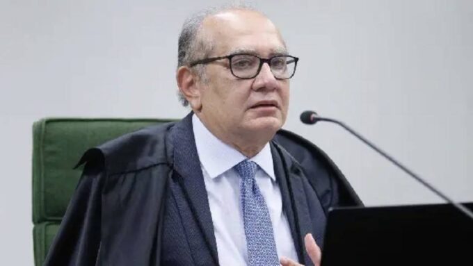 Ministro Gilmar Mendes durante sessão do Supremo Tribunal Federal