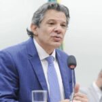 Fernando Haddad e Lula durante anúncio de pré-candidatura ao governo de São Paulo
