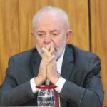 Presidente Lula, ministro Dias Toffoli e ministro Alexandre de Moraes em sessão do STF