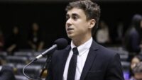 Deputado federal Nikolas Ferreira, presidente da Câmara dos Deputados, o político mais bem avaliado do Brasil em 2026