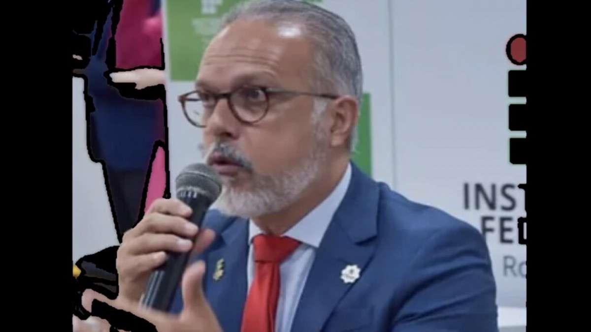 Cerimônia de formatura no campus Zona Norte do IFRN em Natal onde reitor foi vaiado ao citar Lula