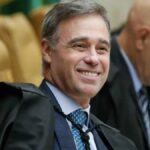 Ministro André Mendonça no plenário do Supremo Tribunal Federal durante sessão de julgamento
