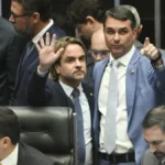 Congresso Nacional derruba vetos de Lula ao PL da dosimetria em sessão em Brasília