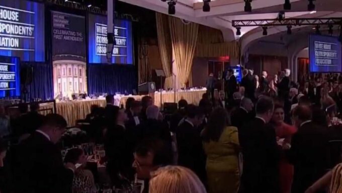 Donald Trump durante agenda pública em Washington