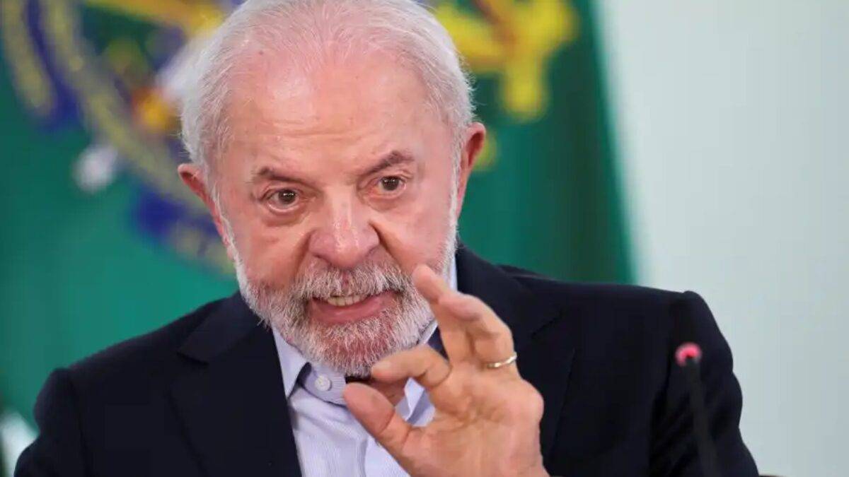 Servidores de universidades federais cobram governo Lula por acordo de 2024