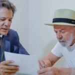 Gráfico de queda do PIB brasileiro registrando pior resultado desde 2021