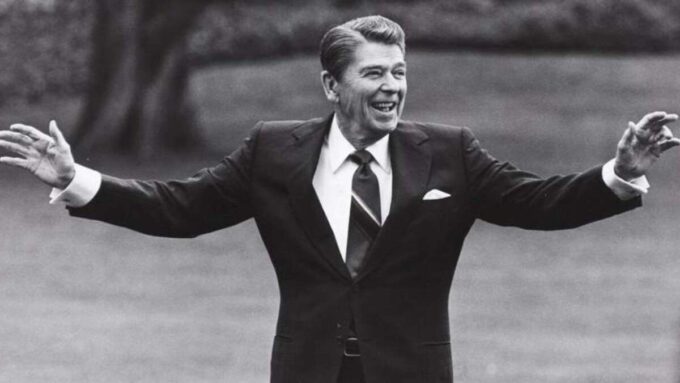 Ronald Reagan após atentado ligado ao Washington Hilton em Washington
