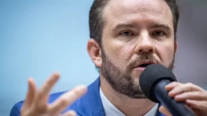 Dario Durigan em evento do Ministério da Fazenda sobre regras do split payment