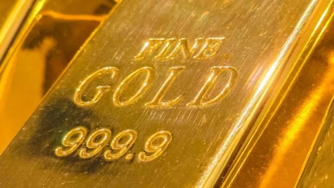 Barras de ouro apreendidas pelo FBI na residência de David Rush, ex-funcionário da CIA