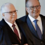 Gilmar Mendes e Edson Fachin durante sessão do STF