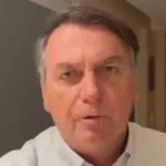 Jair Bolsonaro durante período de recuperação após cirurgia no ombro direito