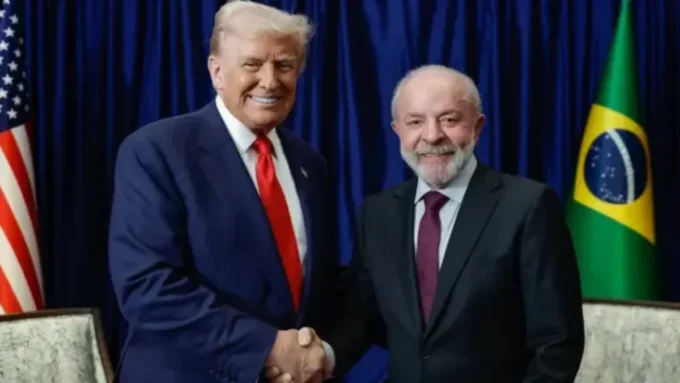 Lula embarca com comitiva para reunião com Donald Trump nos Estados Unidos