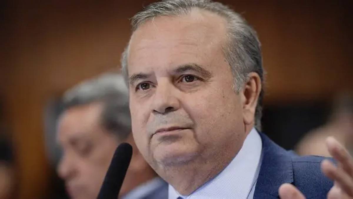Rogério Marinho durante sessão no Senado Federal