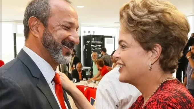 Ministro Alexandre Padilha, das Relações Institucionais, no Palácio do Planalto durante governo Lula
