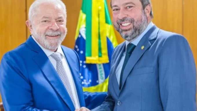 Alexandre Silveira em imagem de arquivo durante agenda oficial