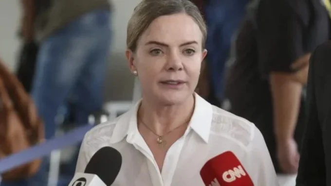 Gleisi Hoffmann em agenda oficial do governo federal