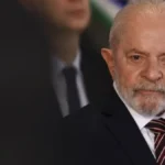Lula durante agenda oficial em imagem usada em notícia sobre o caso Master