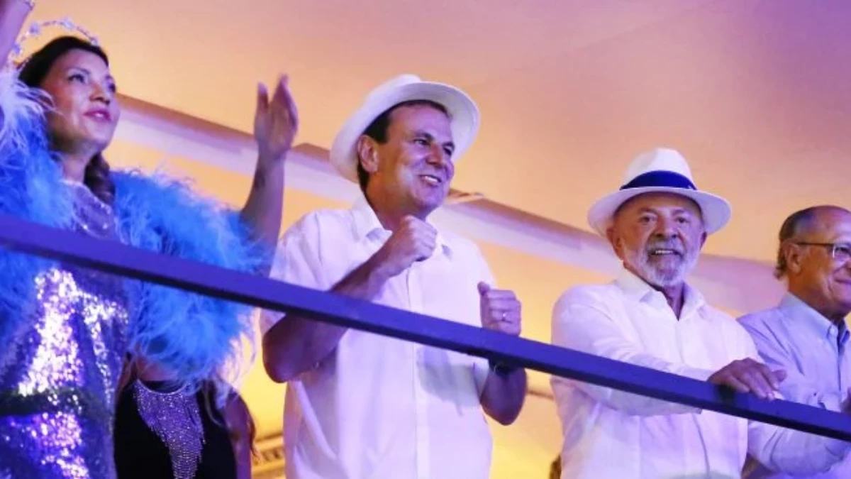 Presidente Lula e Janja no camarote oficial da Marquês de Sapucaí durante o Carnaval do Rio de Janeiro